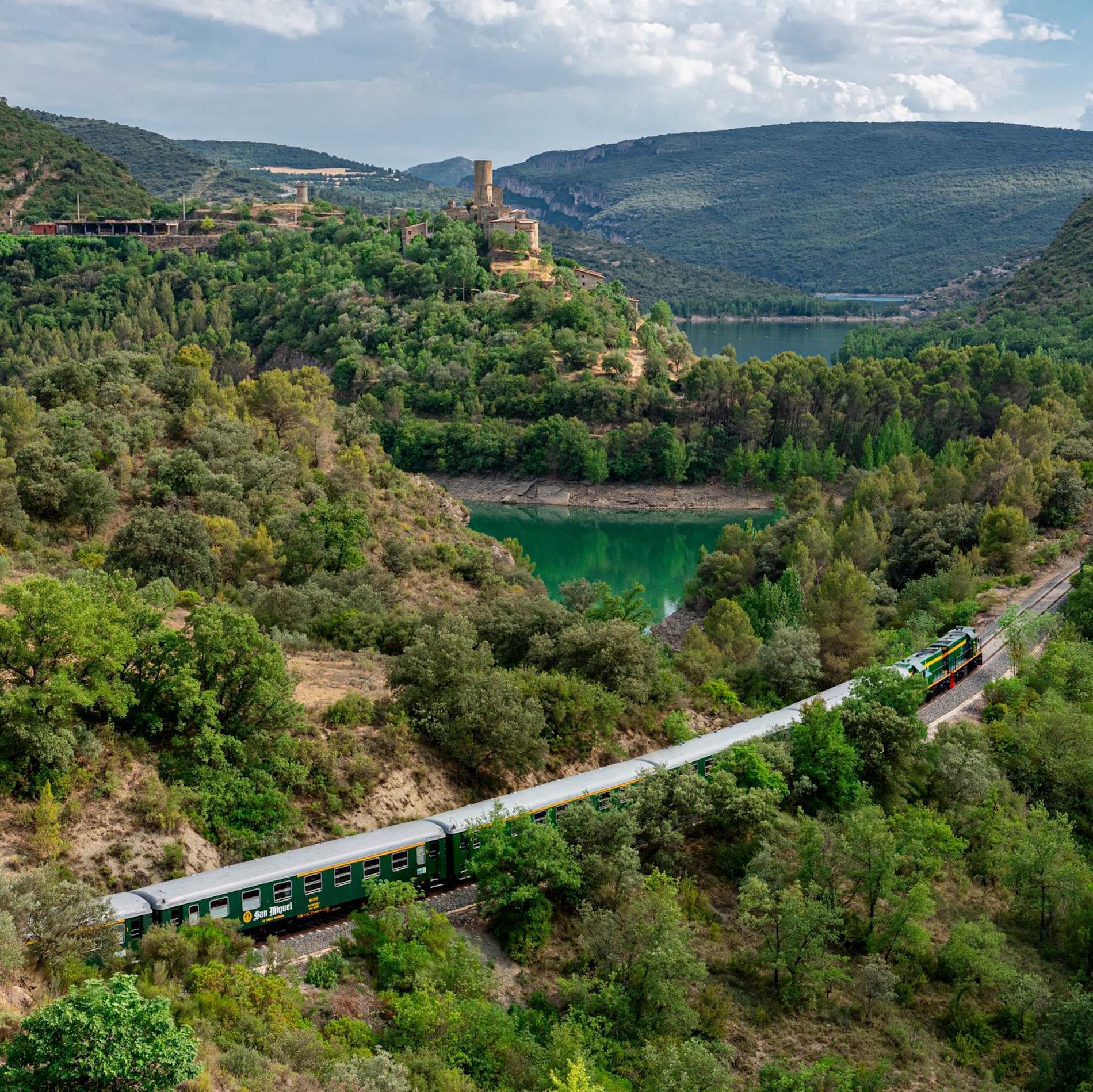 tren dels llacs tren dels llacs