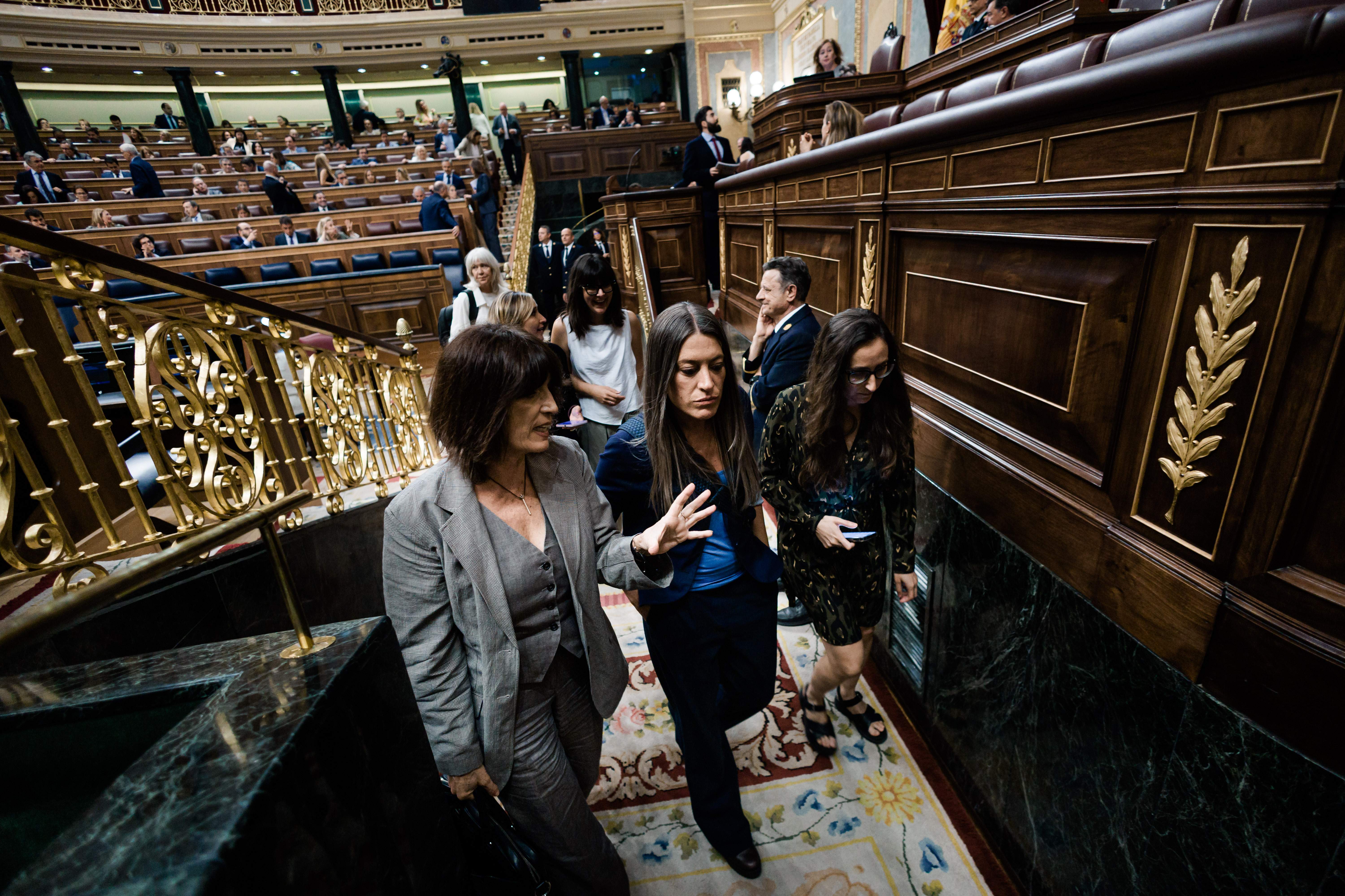 Doble golpe de Junts a Sánchez: tumba los objetivos de déficit y un decreto de RTVE