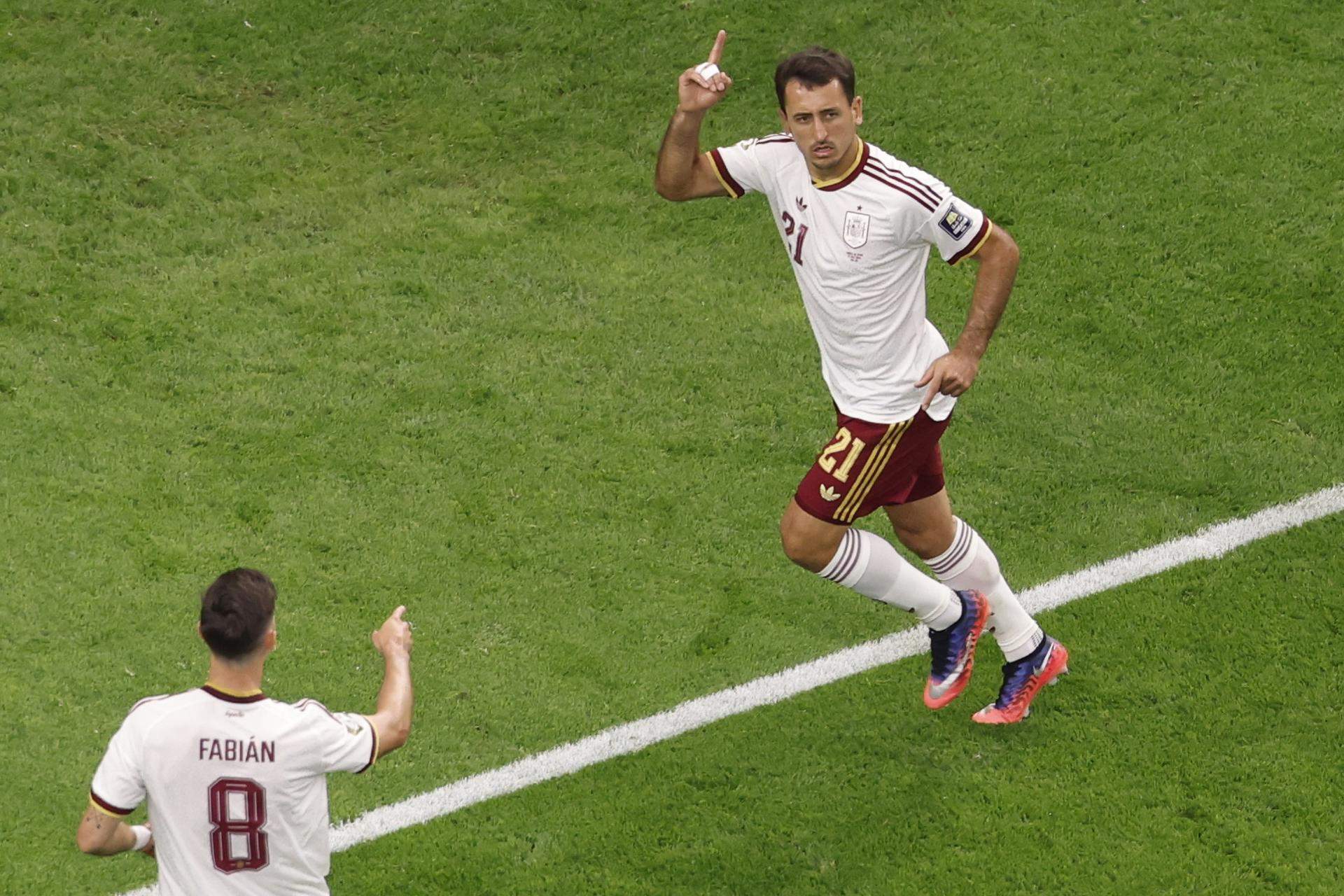 El momento fresco del Francia - España: Oyarzabal iguala a Villa y Butragueño con un gol histórico