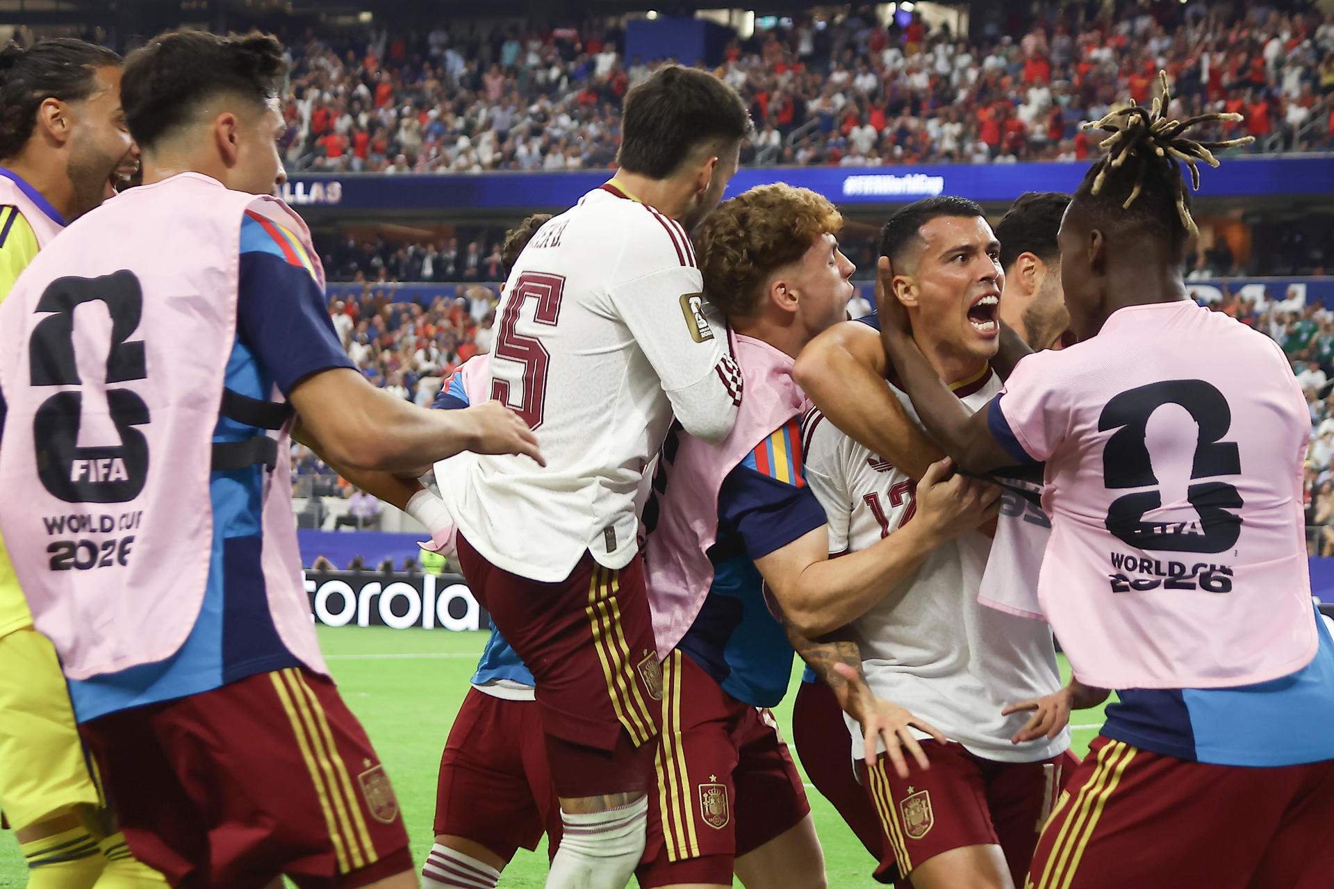 Una Espanya infal·lible minimitza França (0-2) i aconsegueix un històric bitllet per a la final del Mundial
