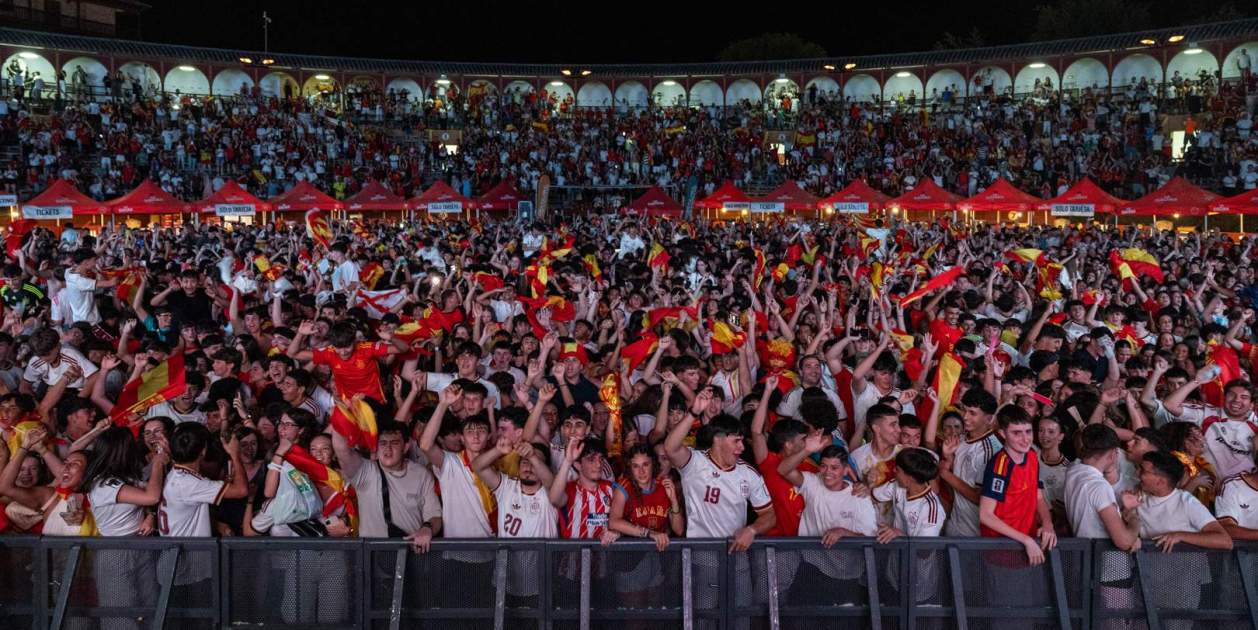 Estás a favor de las pantallas gigantes para la final del Mundial?
