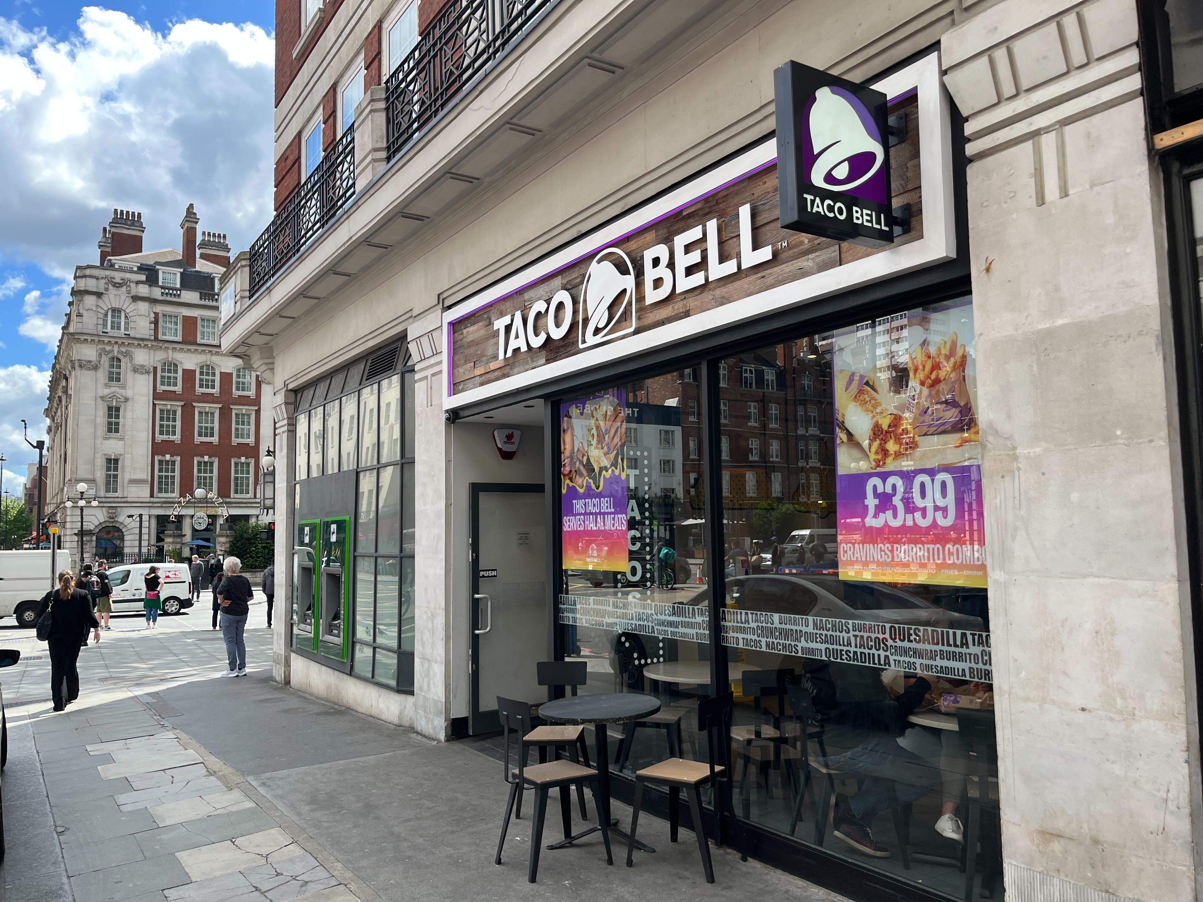 Investiguen Taco Bell per un brot de diarrea "explosiva" que afecta milers de persones als EUA