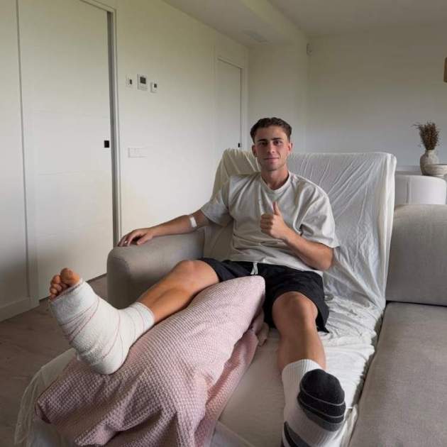 Fermín López després d'operar se de la lesió / Instagram Fermín López després d'operar se de la lesió / Instagram