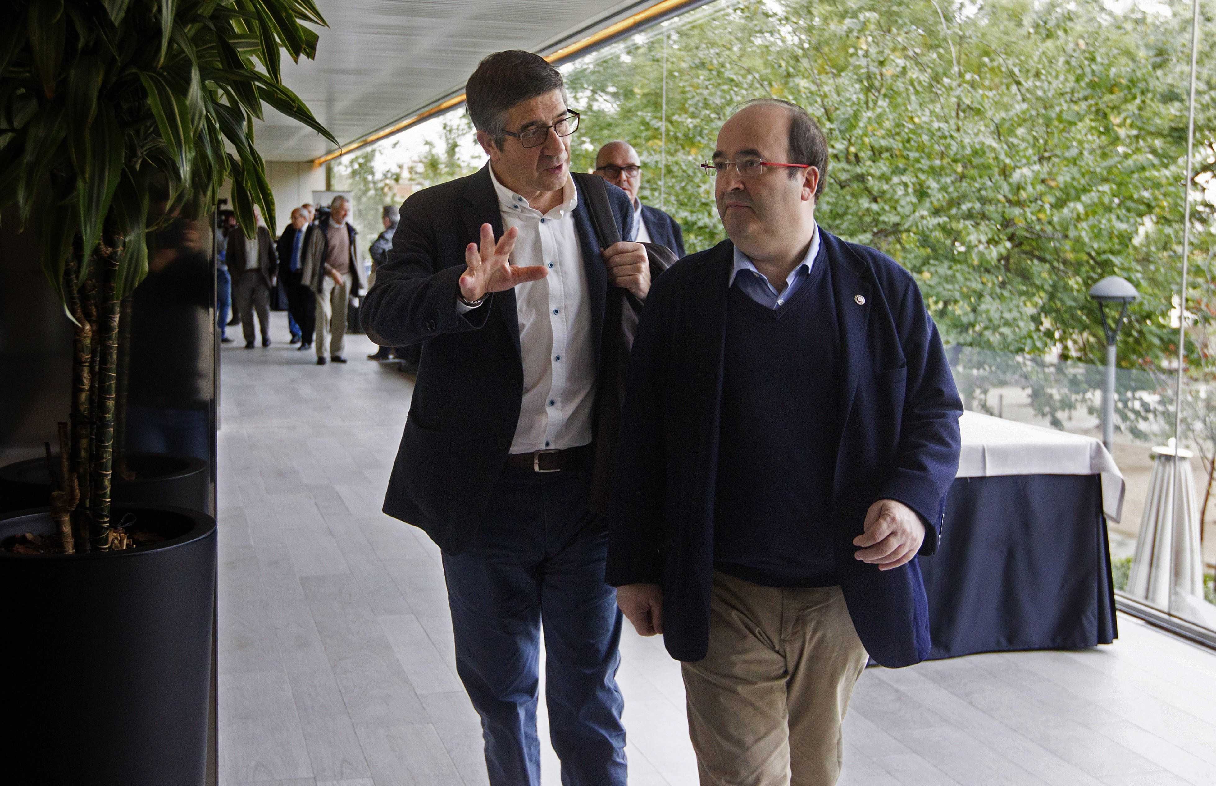 El PSC redobla l'aposta federalista per fer-se necessari dins el PSOE