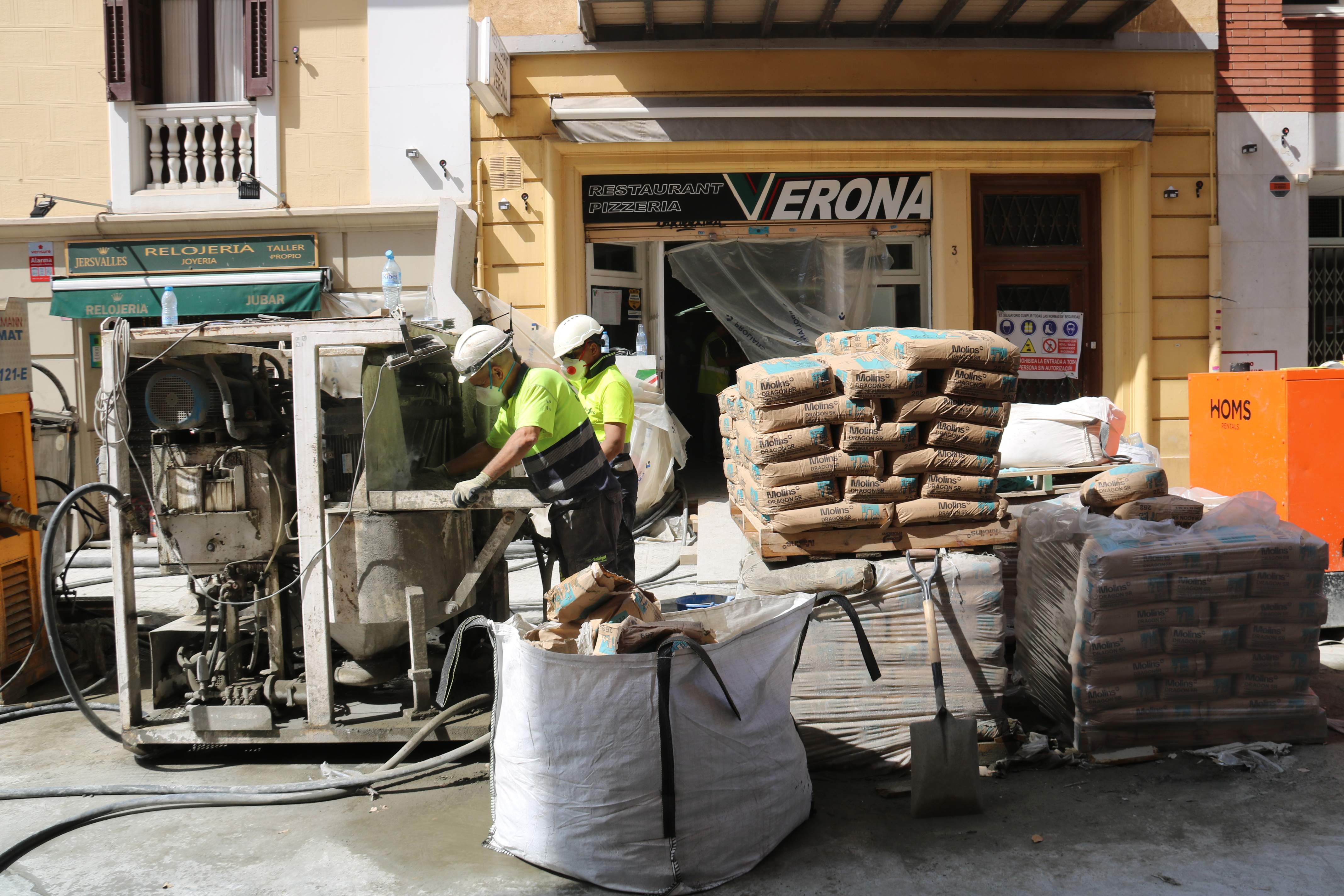 Només una petita part dels desallotjats per l'esvoranc del Putxet podrà tornar a casa dilluns