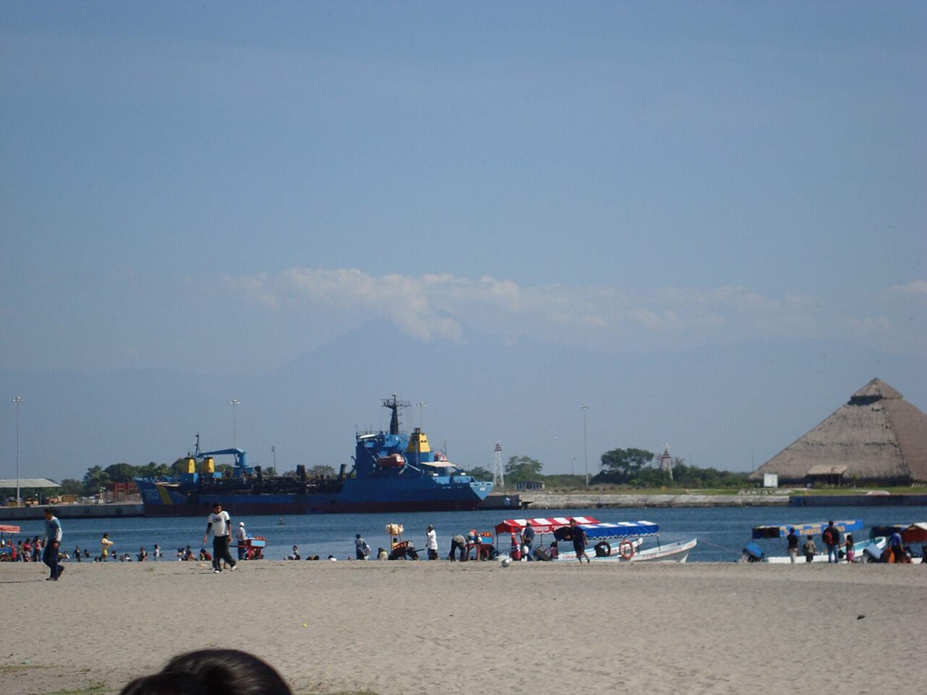 Un terremoto de magnitud 7,4 sacude las costas de México y obliga a activar la alerta de tsunami