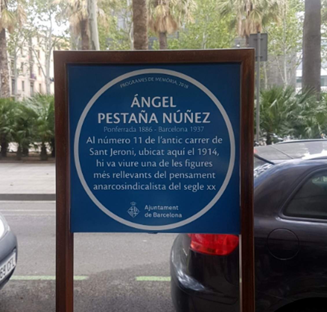 ¿Qué ha pasado con la placa de recuerdo a Ángel Pestaña en la Rambla del Raval?