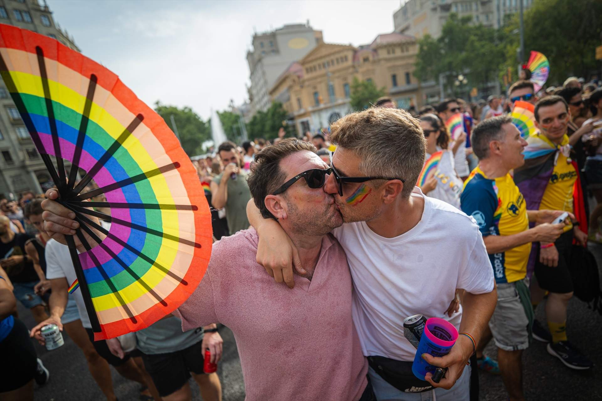 Partiicpants a la marxa del Pride Barcelona. Lorena Sopêna / Europa Press