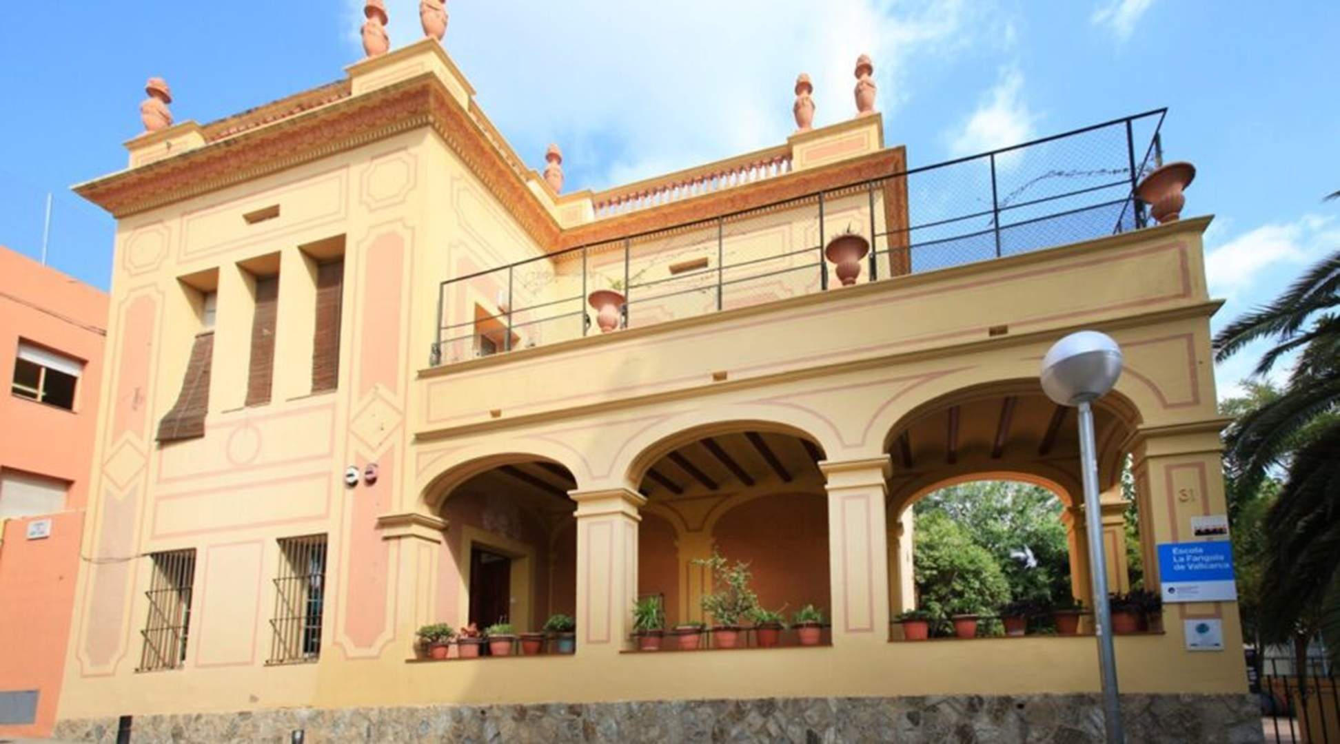 escola vallcarca ajbcn