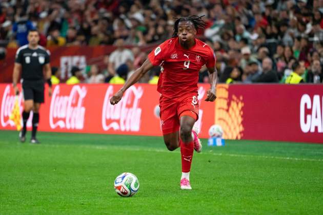 Manzambi, durant un partit de Suïssa al Mundial / Foto: Europa Press Manzambi, durant un partit de Suïssa al Mundial / Foto: Europa Press