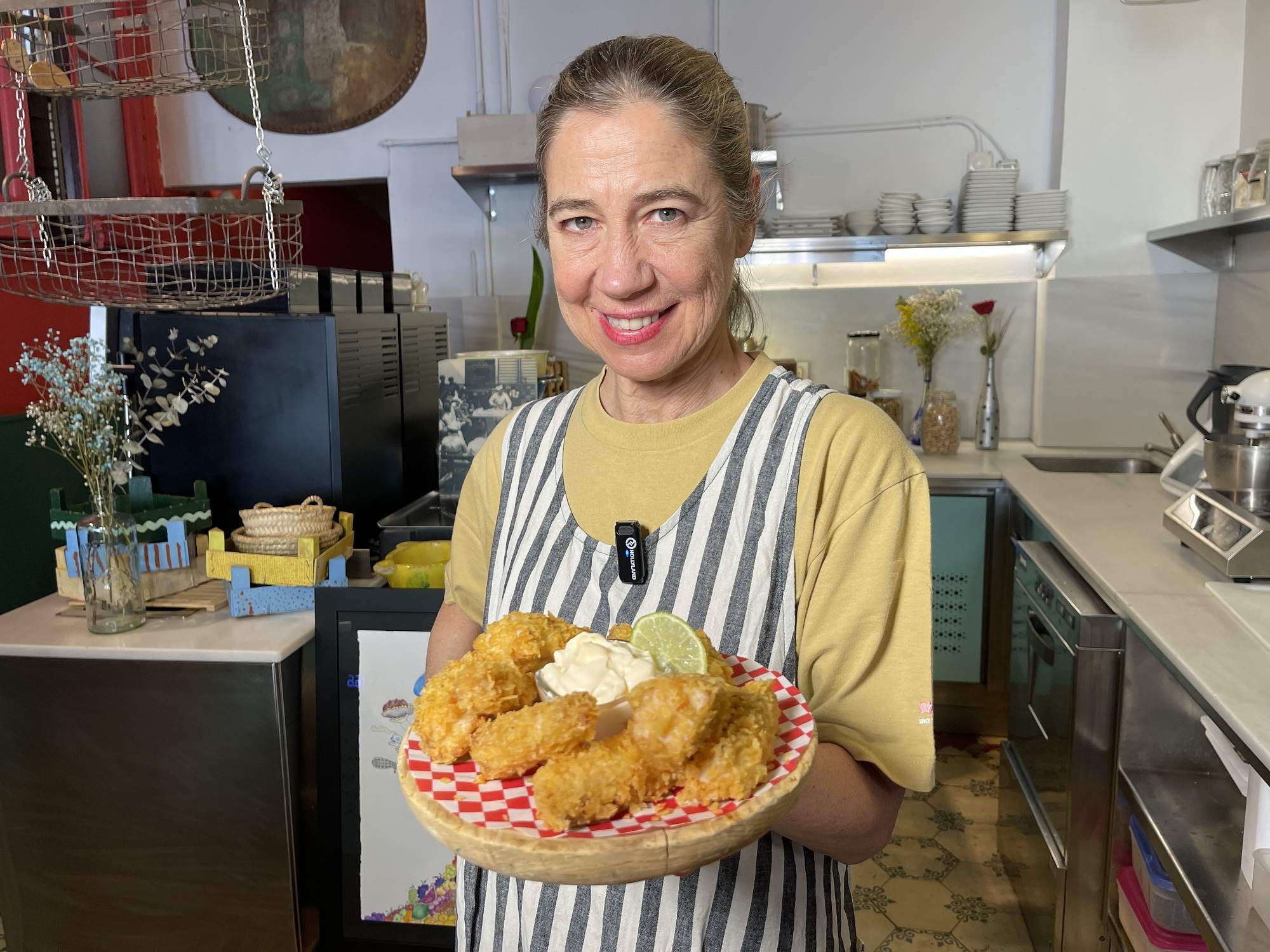 Com preparar el millor 'fish and chips' a casa: el pas a pas de l'Ada Parellada