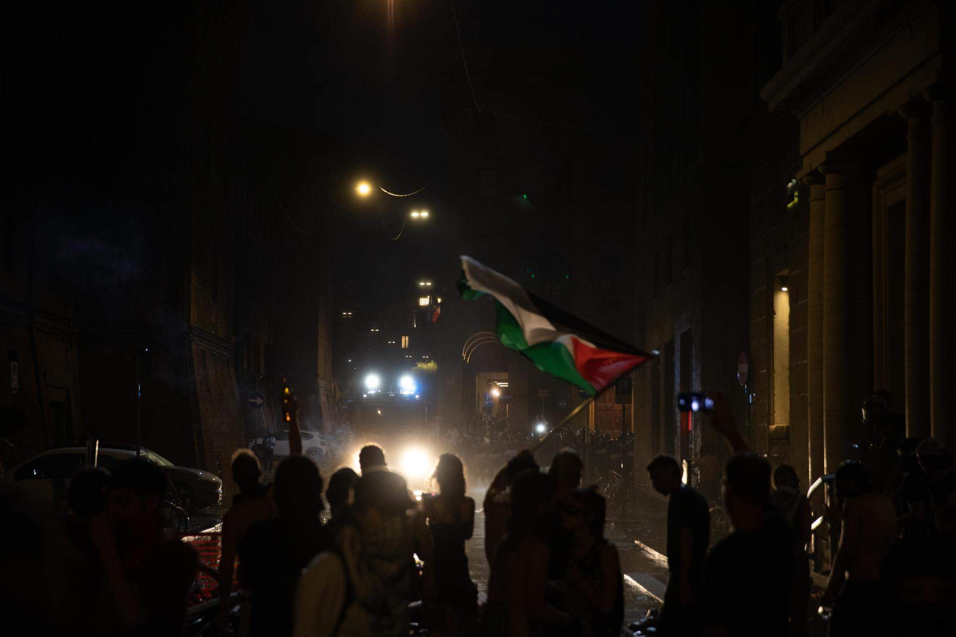 Manifestació a Bolonya / EFE/EPA/MAX CAVALLARI