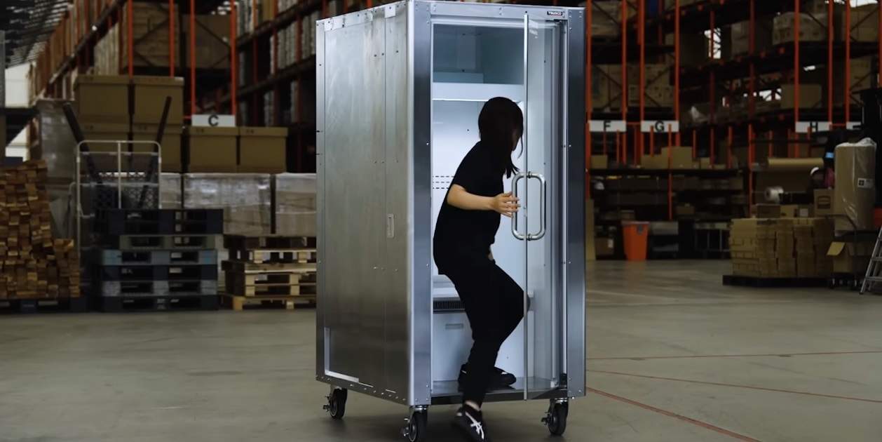 Esta "nevera para humanos" llega desde Japón para evitar golpes de calor