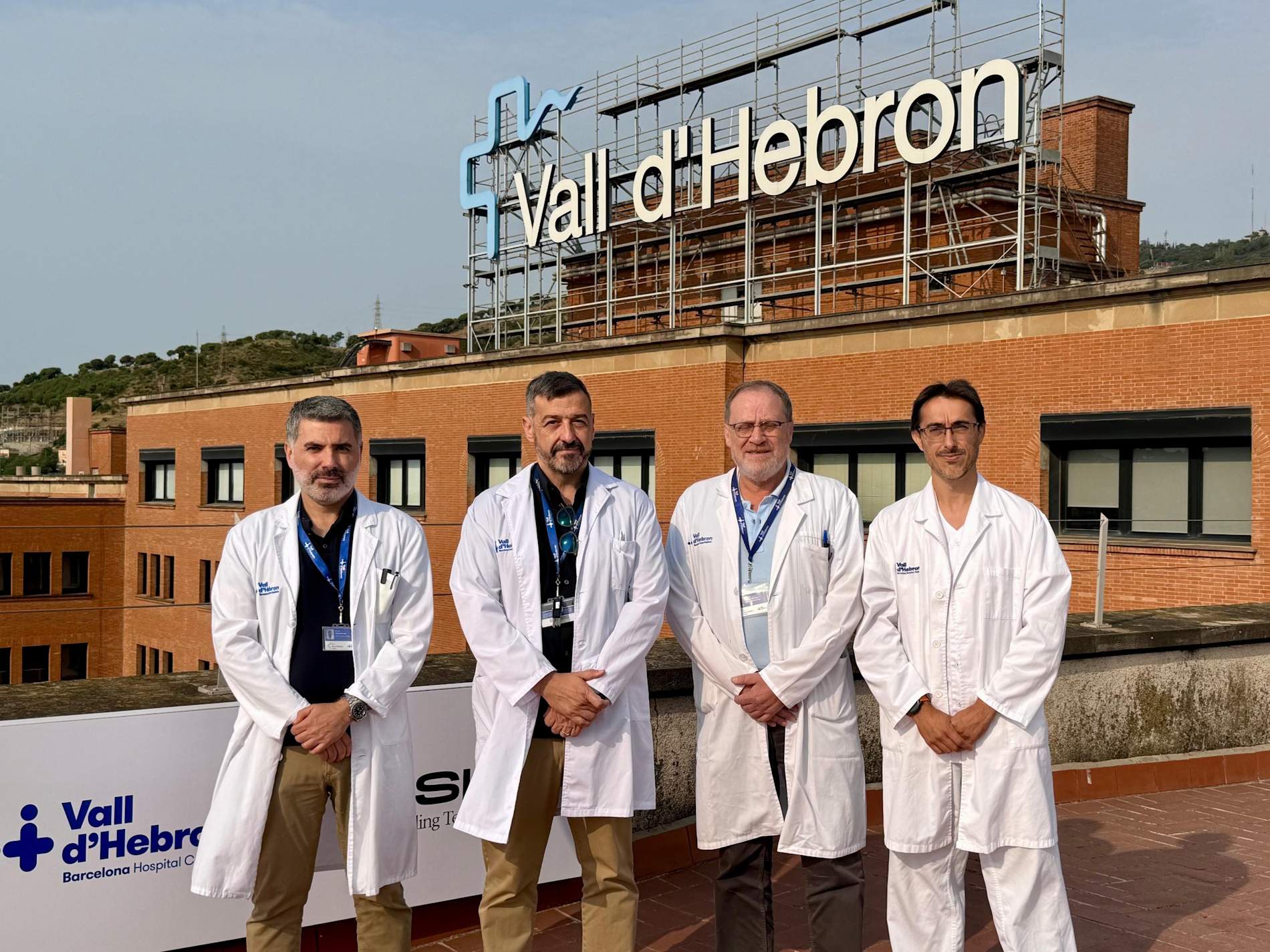 Vall d'Hebron fa el primer trasplantament entre dues persones amb VIH a Espanya i trenca un veto de 1987