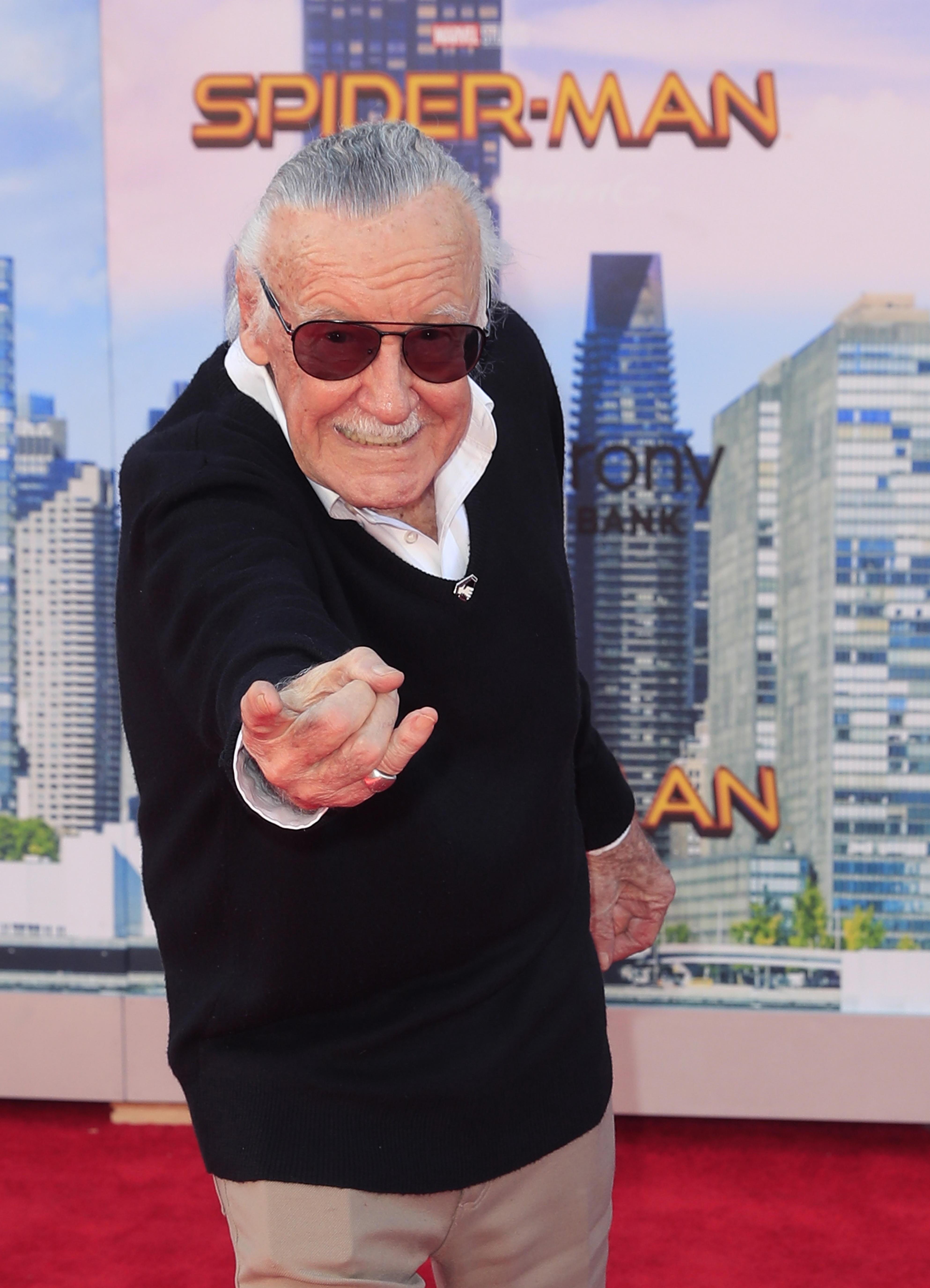 Stan Lee, creador de Spiderman y Hulk, muere a los 95 años