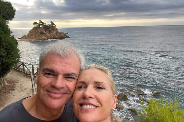 Judit Mascó amb Eduard Vicente, la seva parella des de fa 37 anys / Instagram