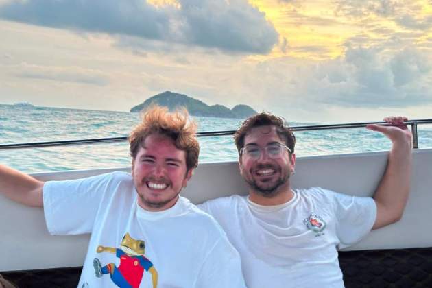 Abraham Orriols y Guillem Estadella, empapados... aquí parecen felices... después de la angustia IG