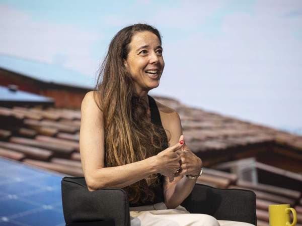 CARLOTA PI CEO HOLALUZ 009