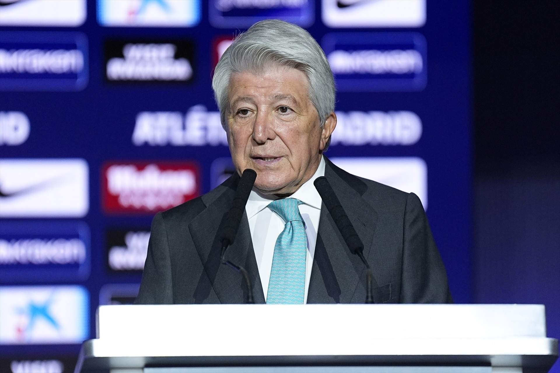 Cerezo critica el Barça pel cas de Julián Álvarez: "No han estat a l'altura de les circumstàncies"