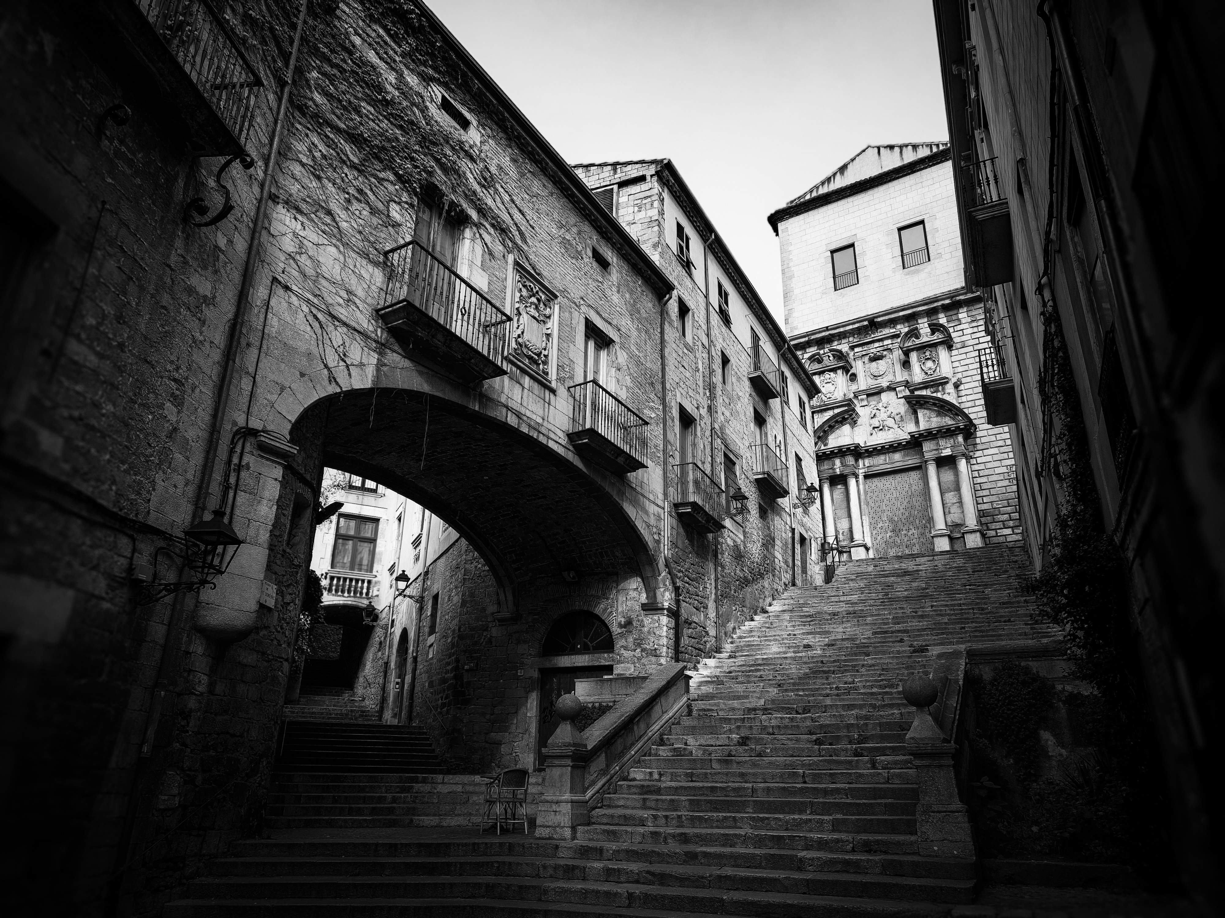 Girona bistrot pexels jakub krystkiewicz Girona bistrot pexels jakub krystkiewicz