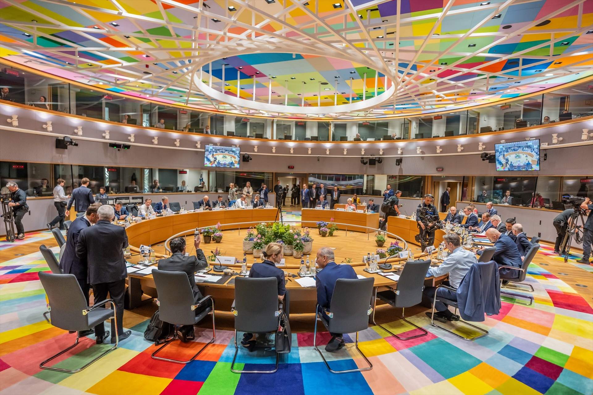 Reunió d'urgència dels ministres europeus per la crisi a Ceuta en ple xoc diplomàtic entre Espanya i Itàlia
