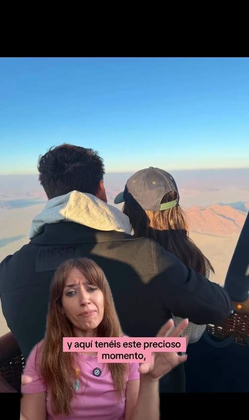 Mario Casas i Melyssa Pinto al globus / Instagram Mario Casas i Melyssa Pinto al globus / Instagram