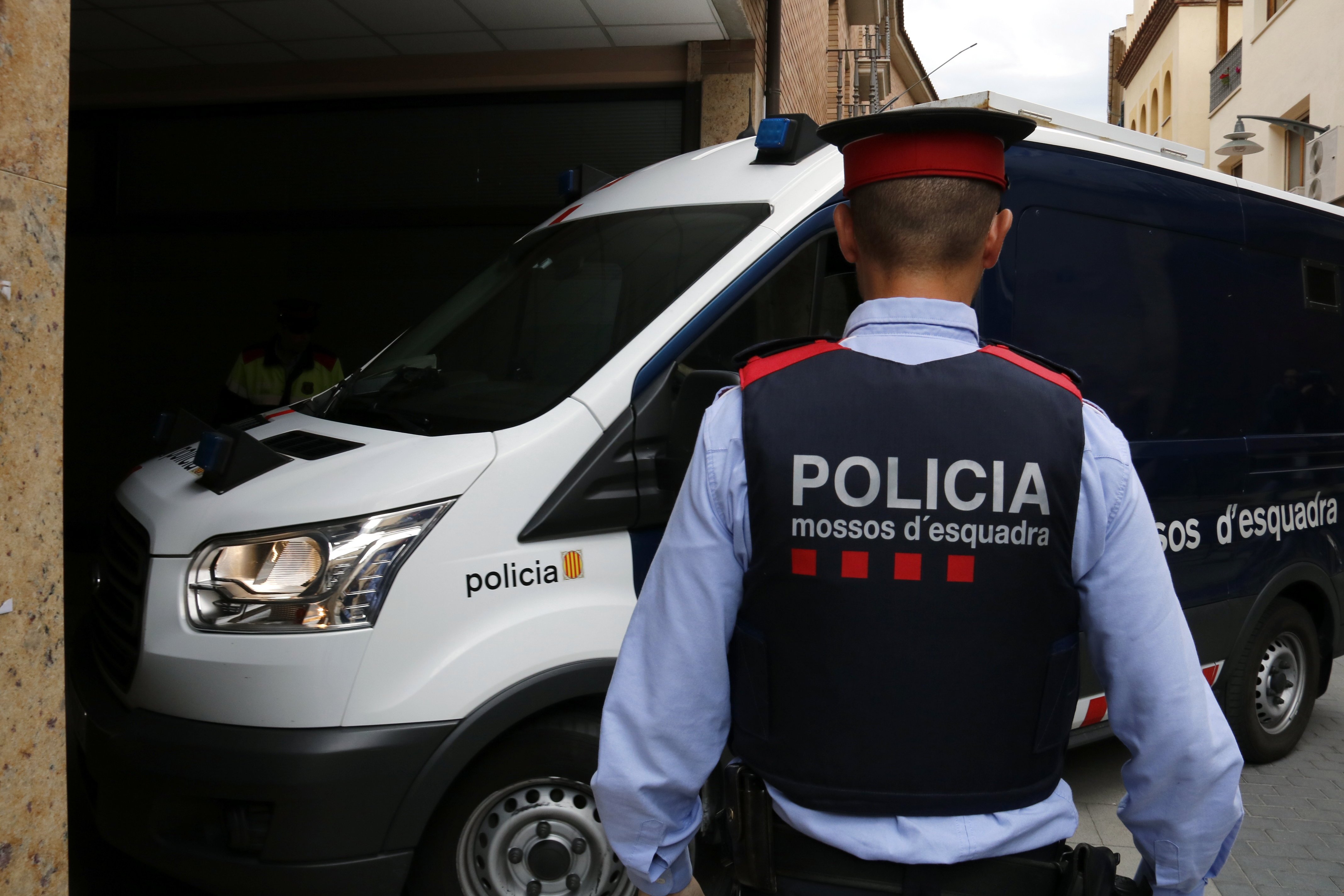 Cinco detenidos, cuatro de ellos menores, en un operativo antidrogas en el Raval