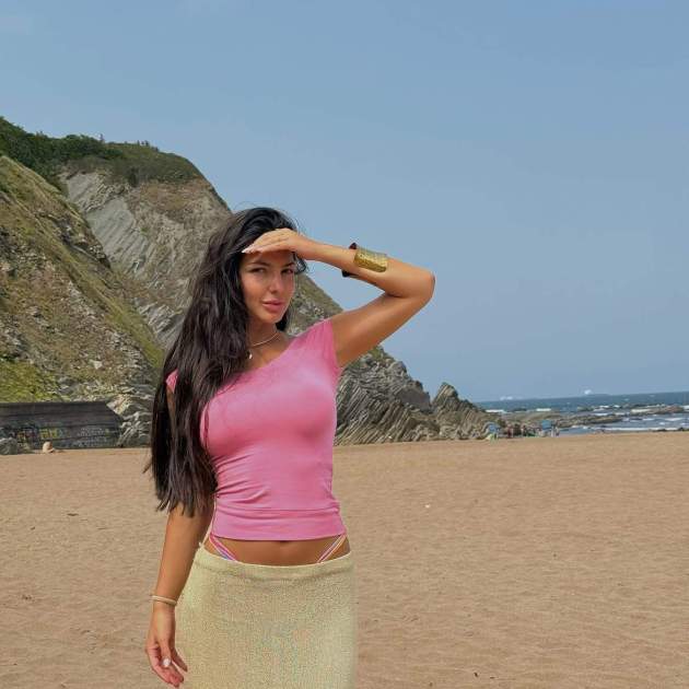 Ainhi García a la platja de Sopelana / Instagram