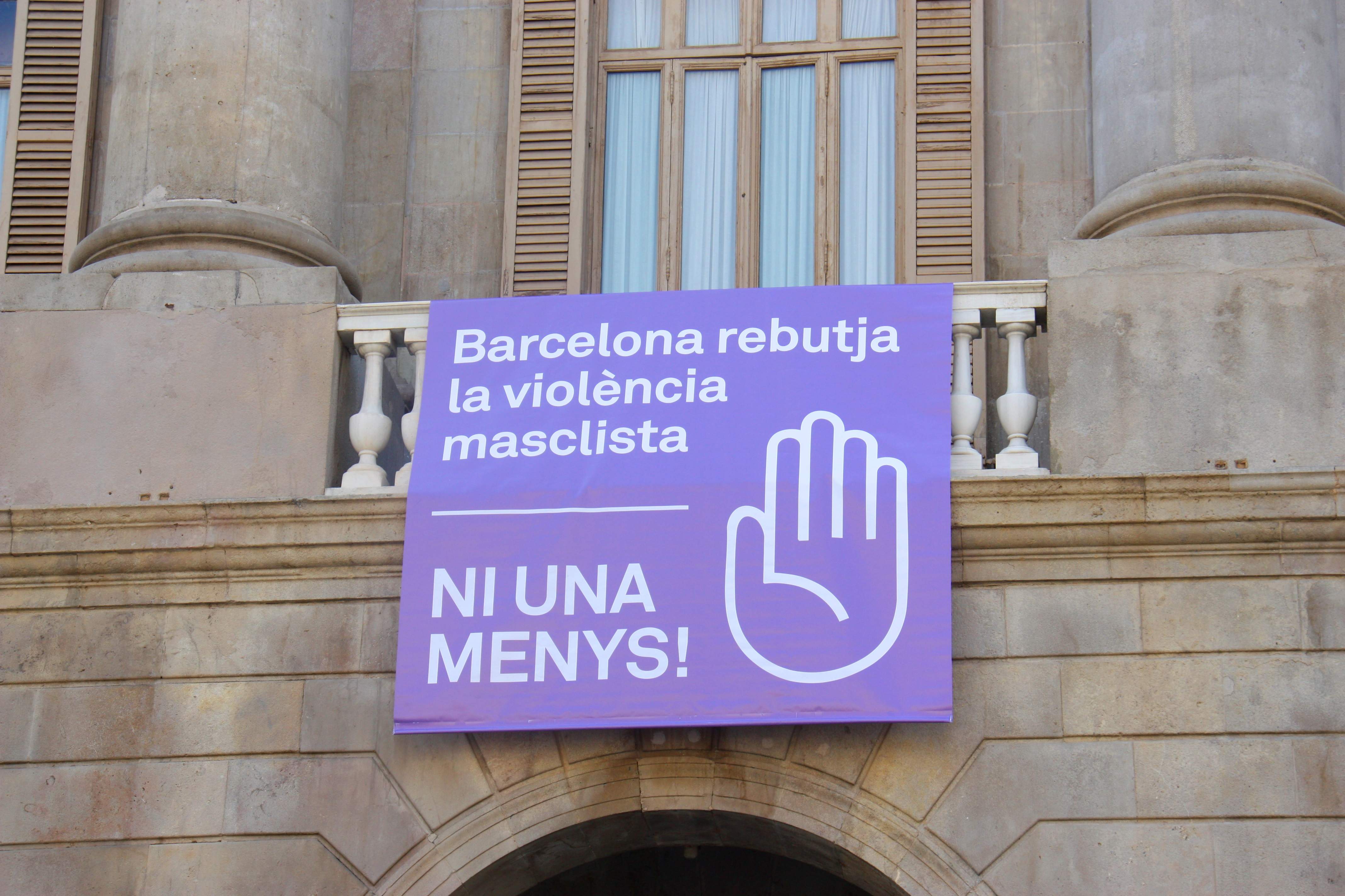 Ajuntament de Barcelona. Cartell contra els feminicidis Ajuntament de Barcelona. Cartell contra els feminicidis
