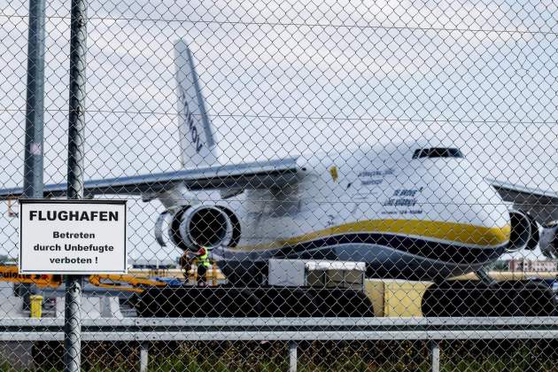 El dron tenia com a objectiu avions de càrrega ucraïnesos de la companyia Antonov / EFE El dron tenia com a objectiu avions de càrrega ucraïnesos de la companyia Antonov / EFE