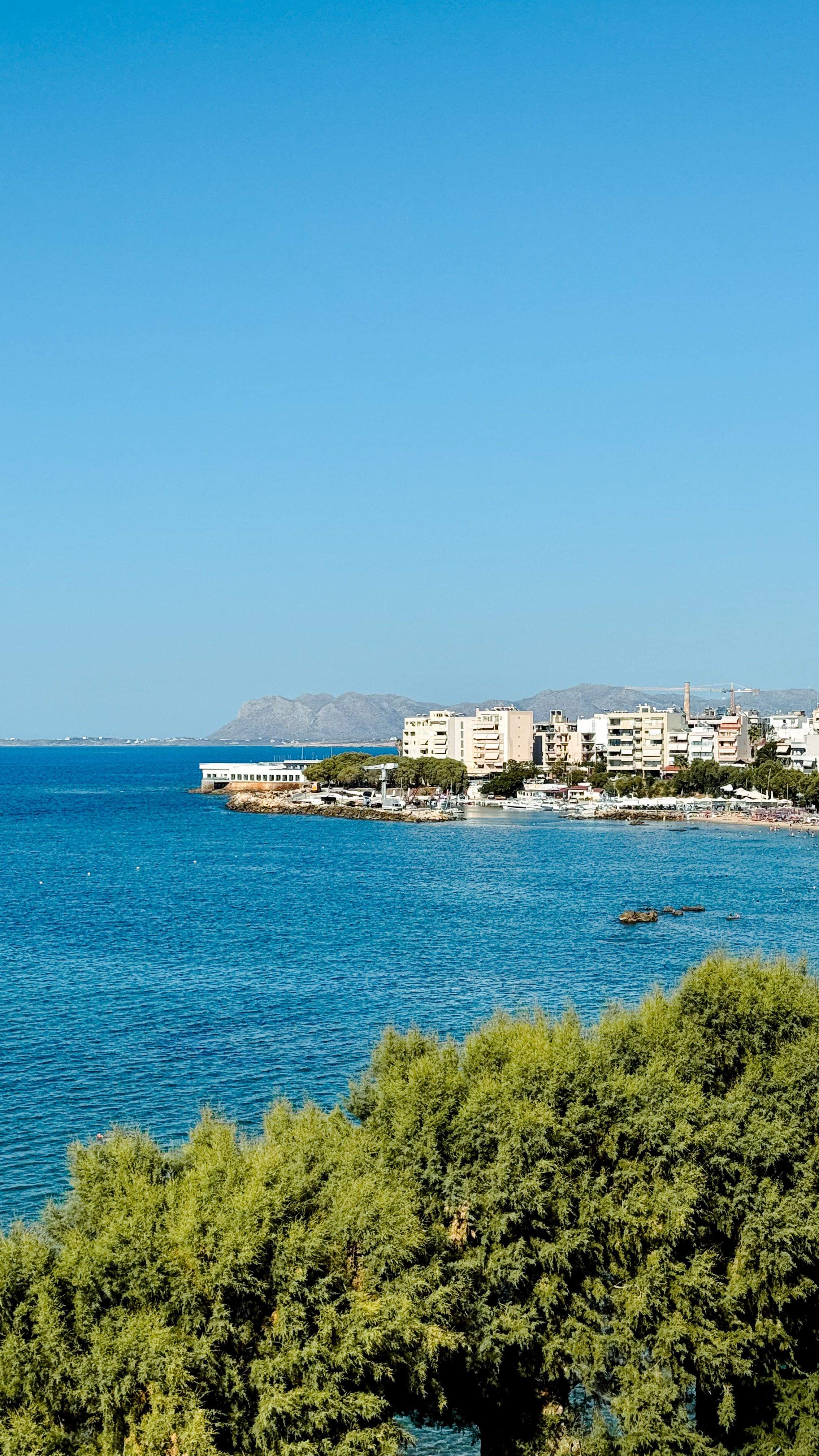 La normativa de Grecia para frenar la masificación de las playas: una prohibición para proteger el territorio