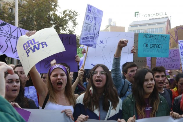 manifestacio contra el masclisme estudiants barcelona acn manifestacio contra el masclisme estudiants barcelona acn