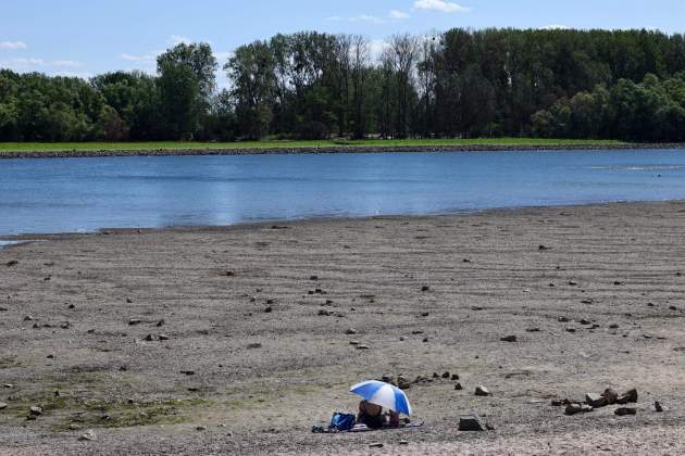 sequera riu danubi rin europa onada de calor rumania hongria (3) sequera riu danubi rin europa onada de calor rumania hongria (3)