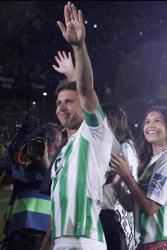 Joaquín Sánchez con su hija pequeña Salma / Instagram