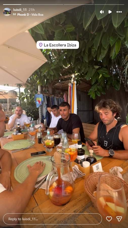 Rodri comiendo en Ibiza / Instagram Rodri comiendo en Ibiza / Instagram