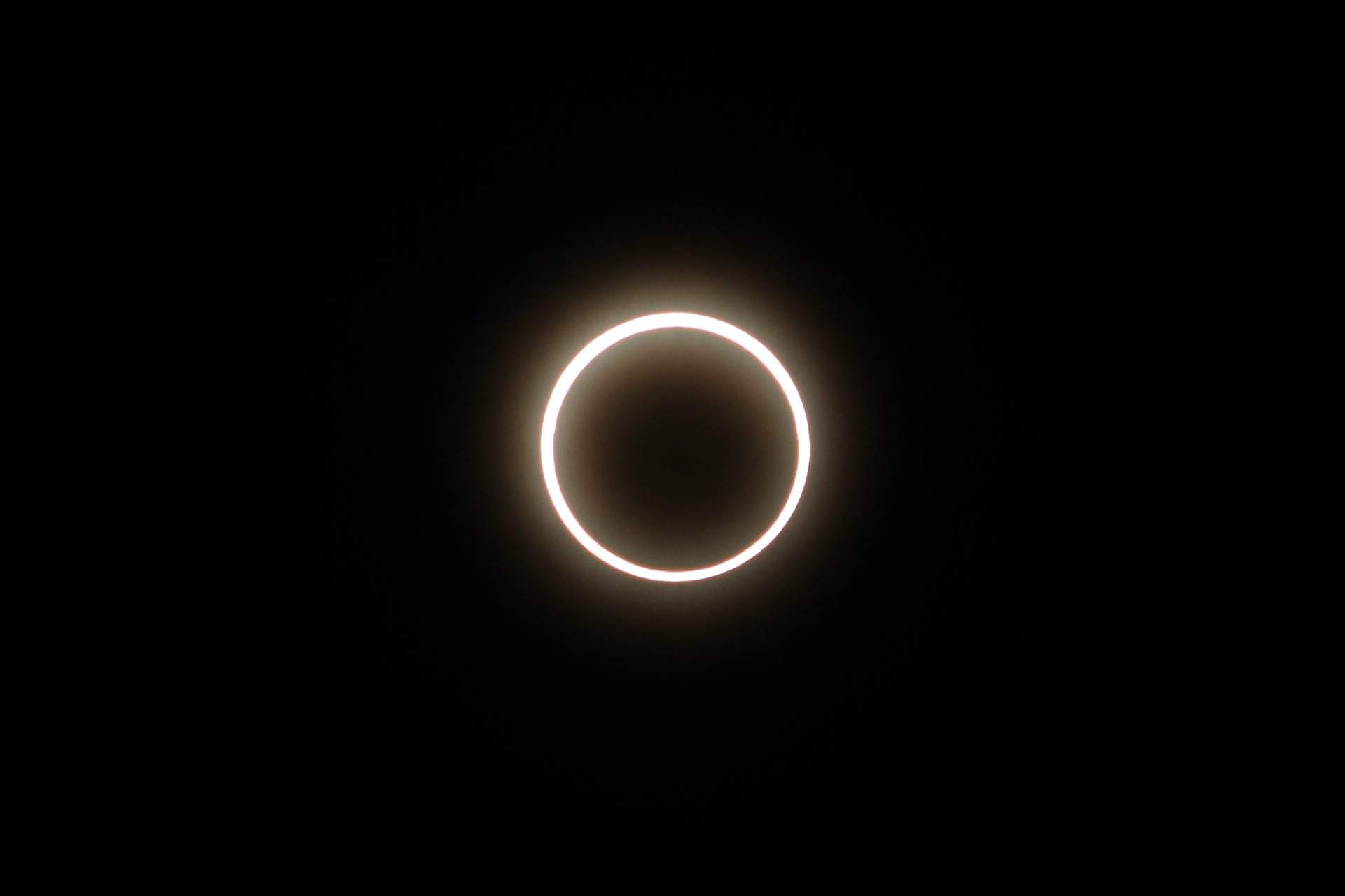 Les millors apps per seguir l'eclipsi de Sol a iOS i Android