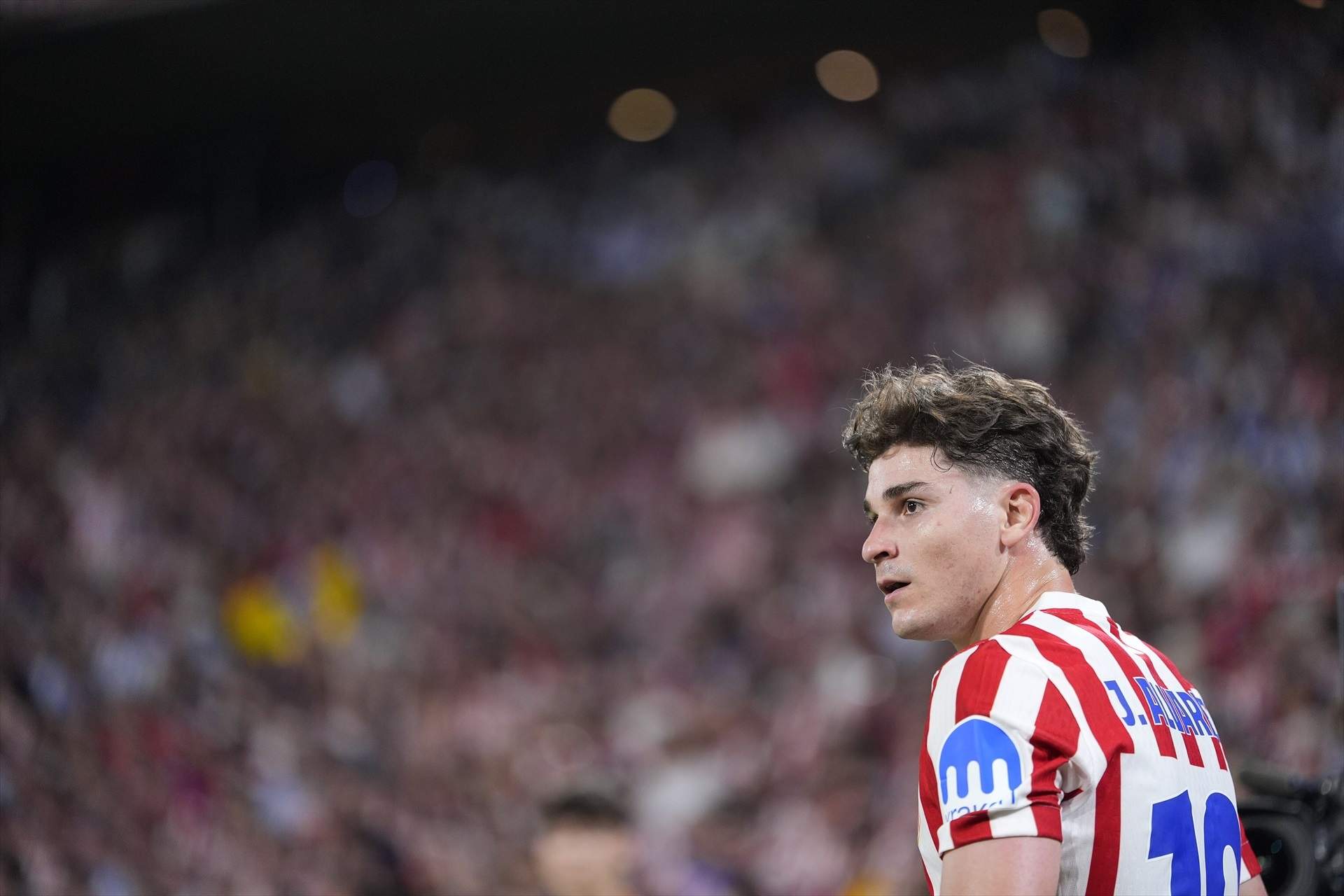 Julián Álvarez manté el pols a l'Atlètic de Madrid: cara llarga i entrenament en solitari