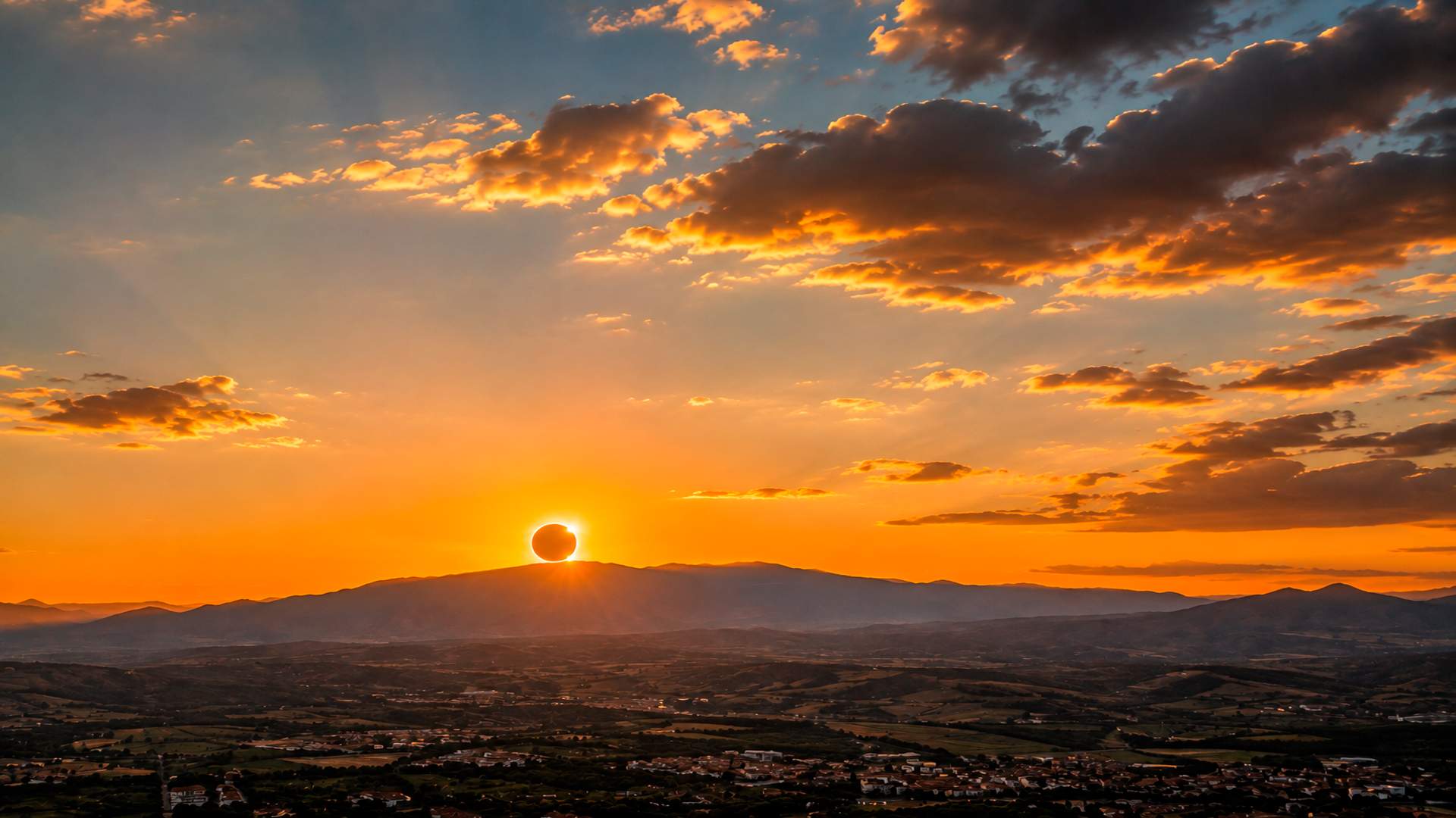 ¿Qué tiempo hará para el eclipse solar total de Catalunya? Nubes en estas comarcas