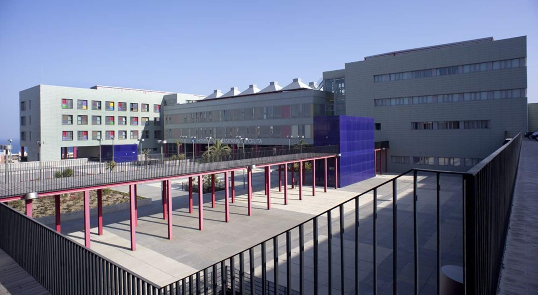 Els sanitaris de Ceuta eleven el pols contra Sanitat després del col·lapse provocat per la crisi migratòria