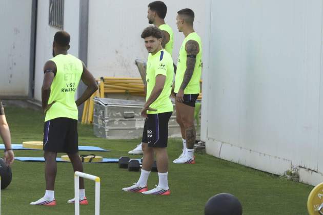 Julian Alvarez entrenamiento Atletico de Madrid