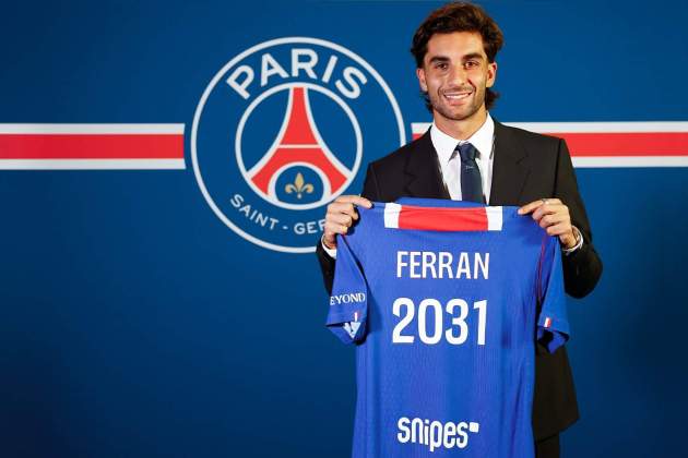Ferran Torres fichaje Foto PSG