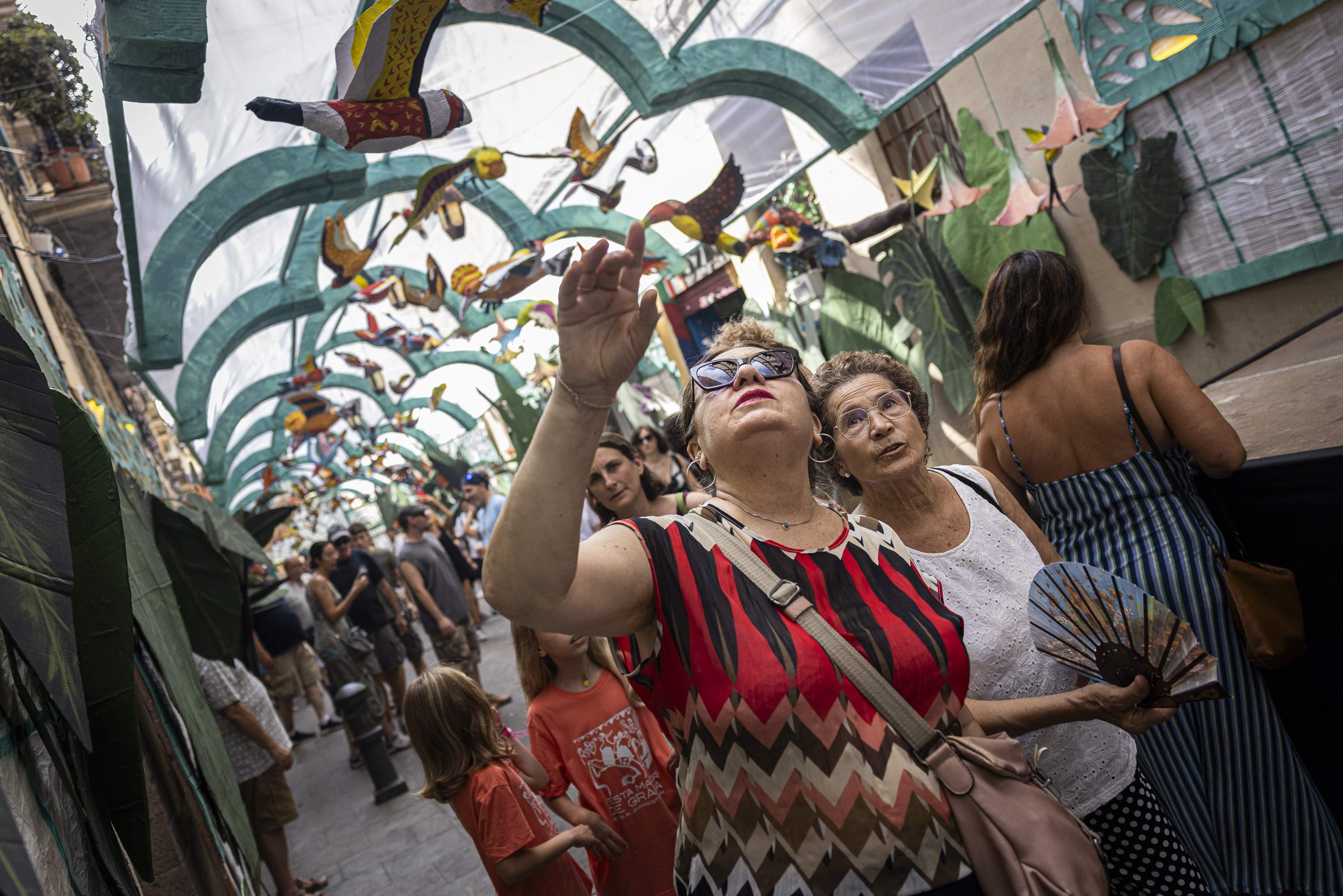 carrer mozart GUARNITS FM GRACIA / Foto: Montse Giralt carrer mozart GUARNITS FM GRACIA / Foto: Montse Giralt