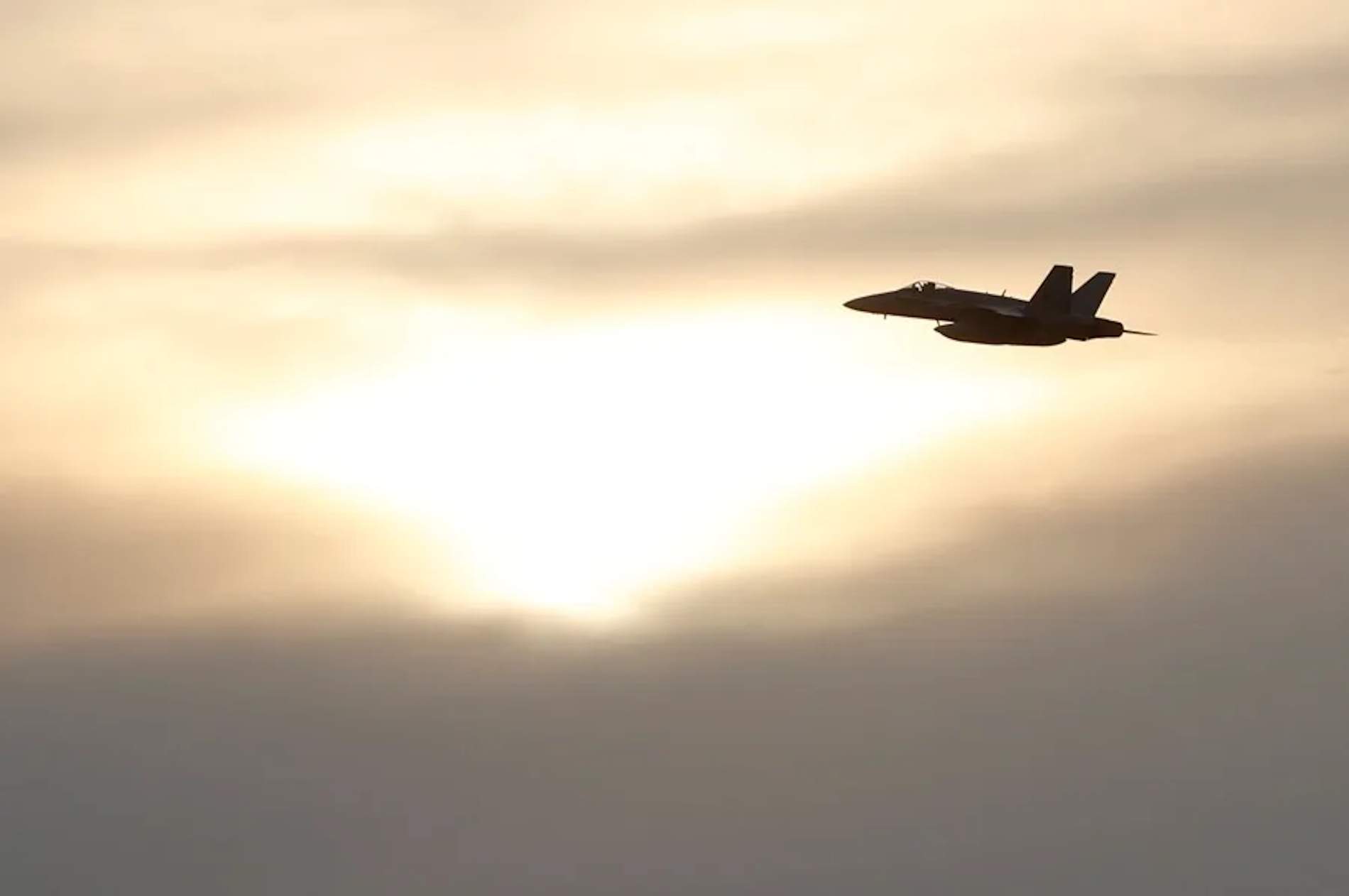 Un F-18 espanyol de l’OTAN abat un dron que havia entrat a l’espai aeri de Romania