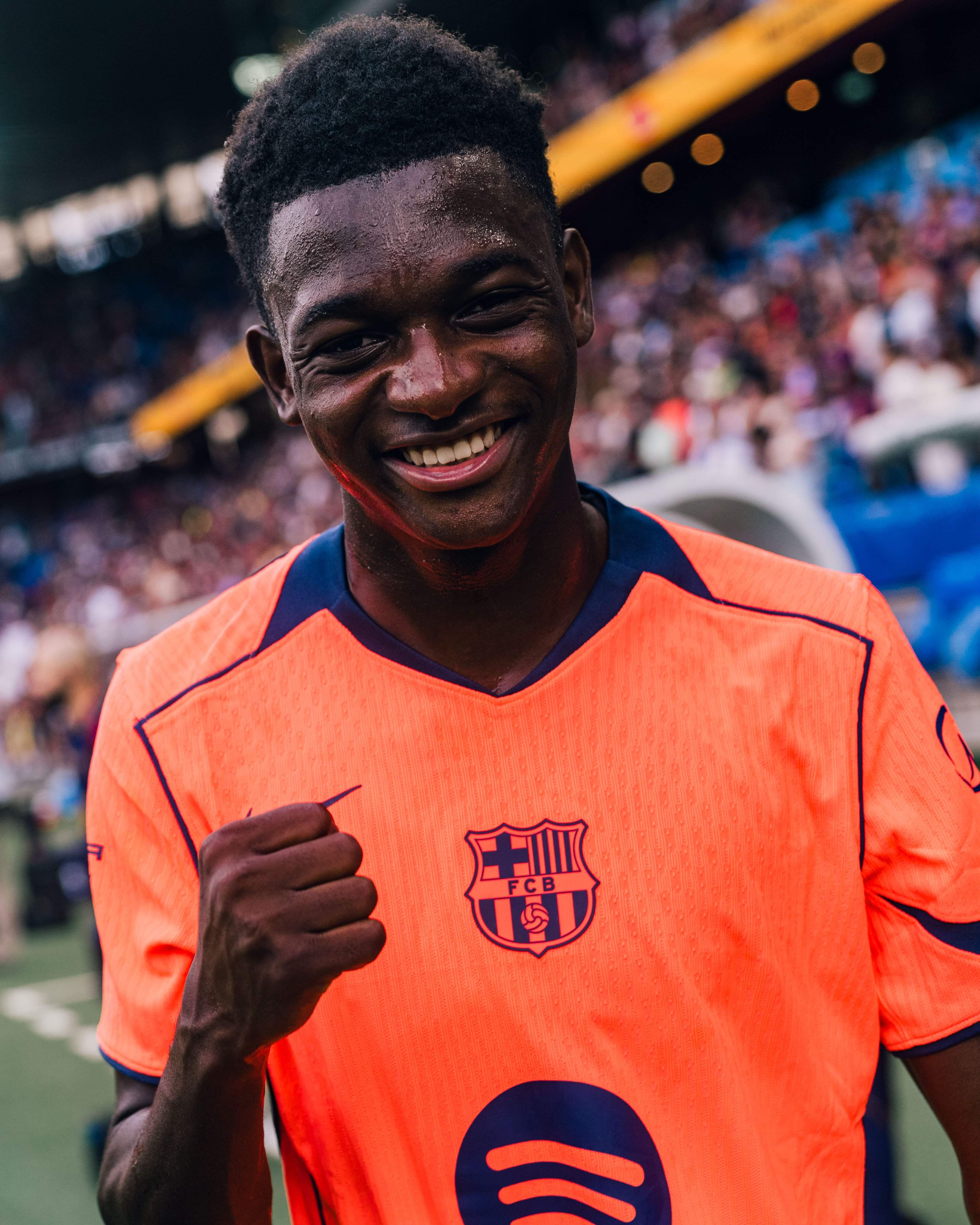 Bisiwu il·lusiona: el golàs de la nova perla blaugrana encén l'aficionat culer