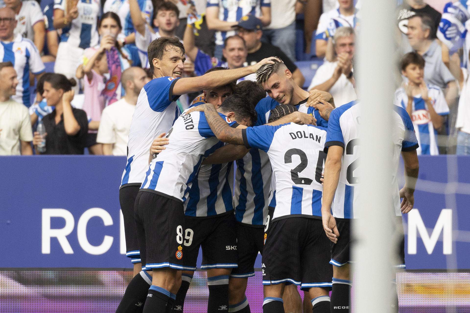 L'Espanyol debuta a la Lliga amb una contundent golejada contra el Llevant (3-0)