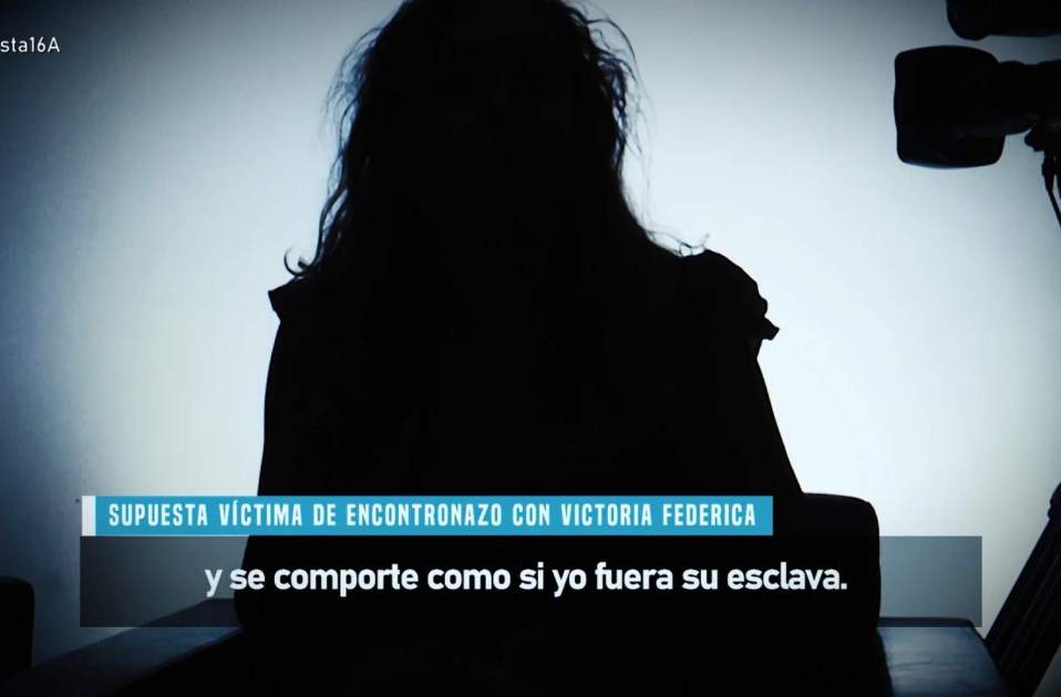 Cambrera insultada per Victoria, Telecinco Cambrera insultada per Victoria, Telecinco