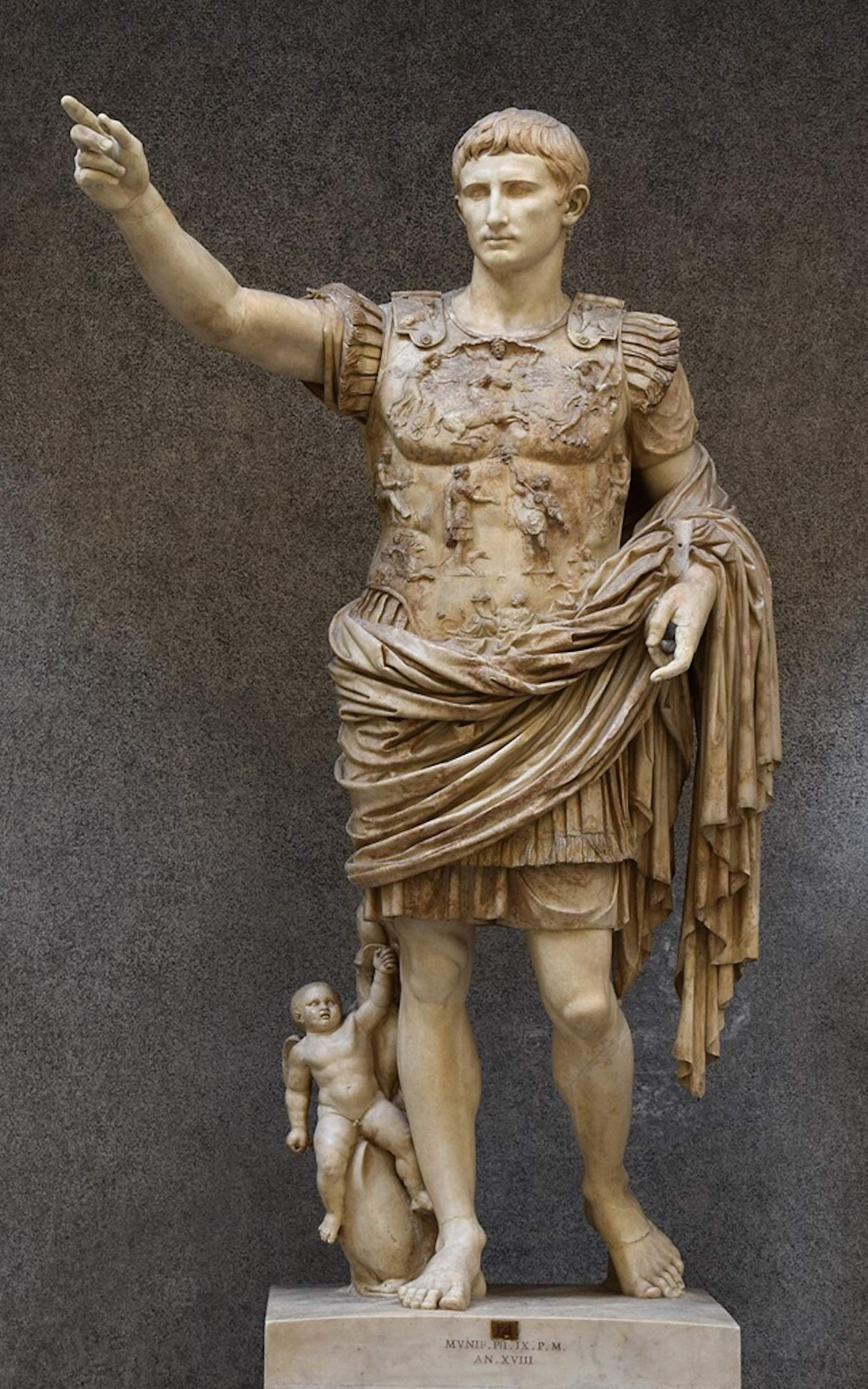 Representació escultórica coetània de l'emperador August. Font Museu Chiaramonte. Roma Representació escultórica coetània de l'emperador August. Font Museu Chiaramonte. Roma