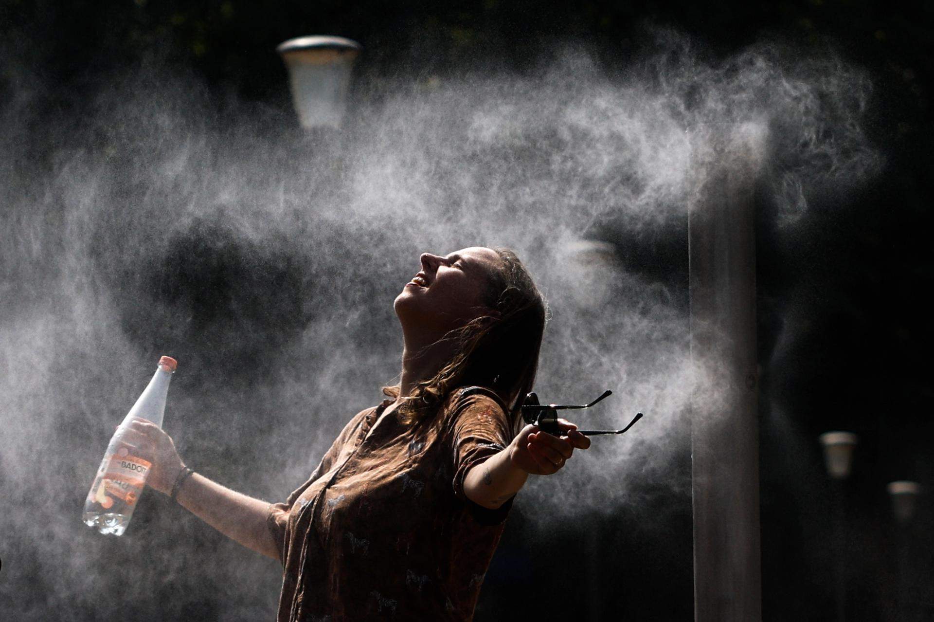 La calor ens posa de mal humor: per què l’estiu ens està deixant sense paciència?