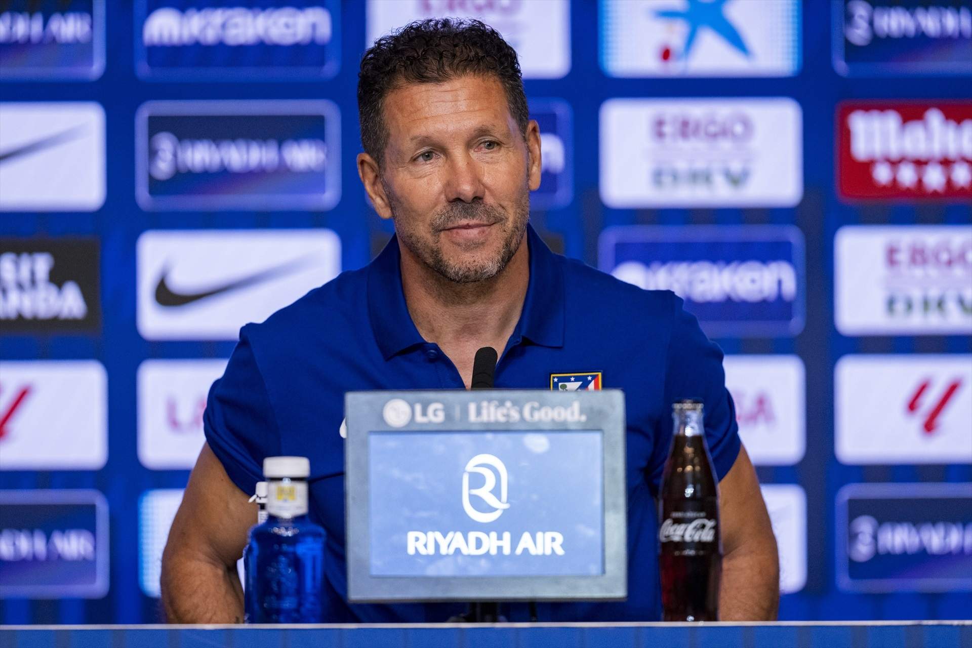 Simeone, inflexible con el futuro de Julián Álvarez: "El propietario del club fue tajante"
