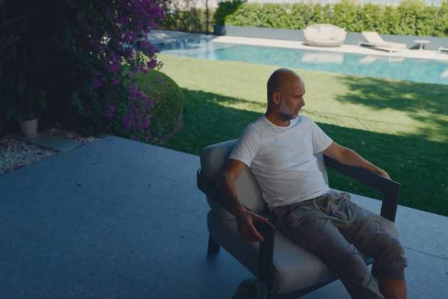 Pep Guardiola a la seva piscina de Pedralbes, Amazon